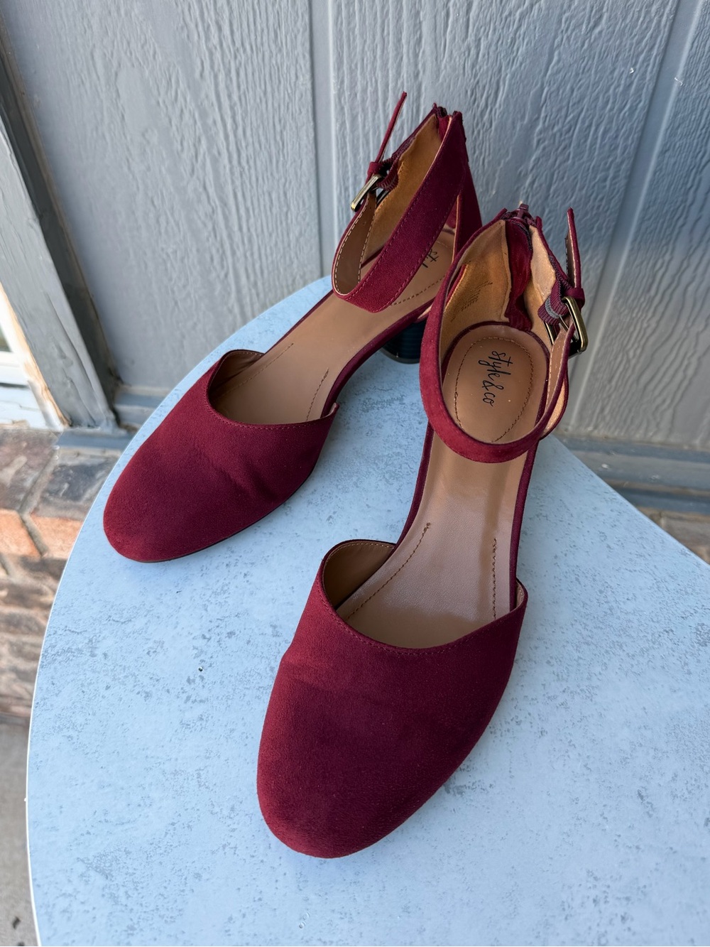 Style & Co Alinaa Burgundy Two-Piece Block Heel Dress Pumps - Picture 2 of 13